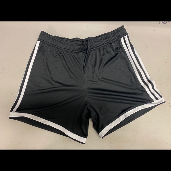 Women’s Adidas Regista 18 Show Shorts - Picture 2 of 4